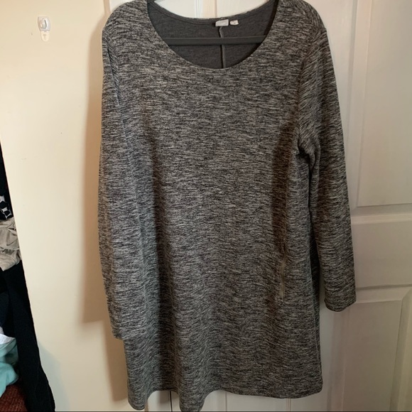 GAP Dresses & Skirts - Gap Grey Long Sleeved Dress